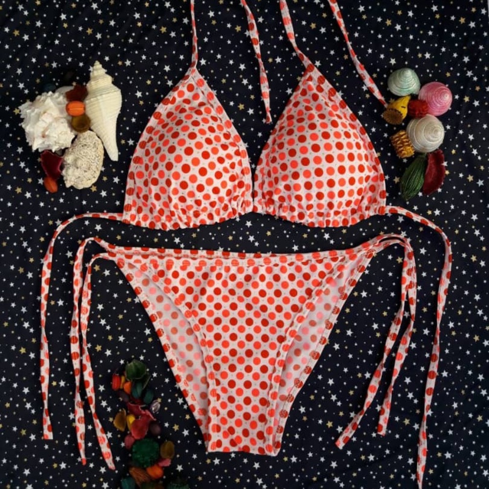 Bikini - Picture 8 of 8